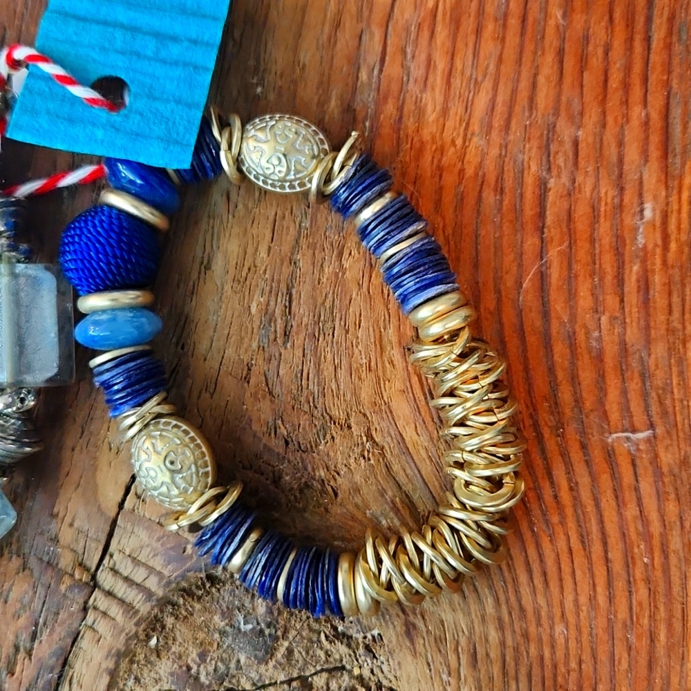 Bracelet